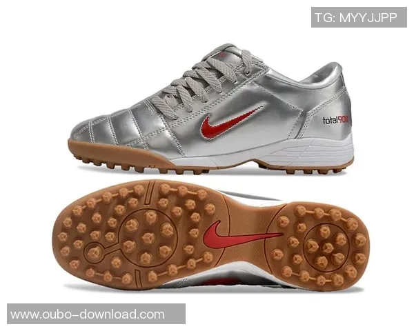 耐克高仿足球鞋的优缺点分析及购买建议全面解析