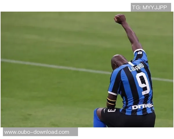 米利托的传奇之路：从草根到天下足球的璀璨明星