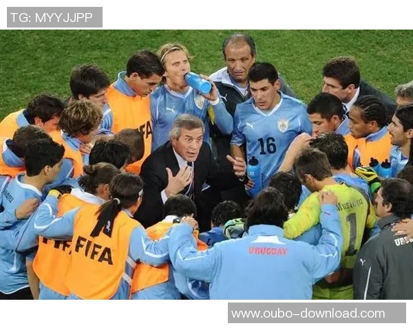 足球队联系的重要性与团队协作在比赛中的影响分析